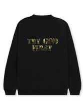 Sweatshirt Camo Try God First